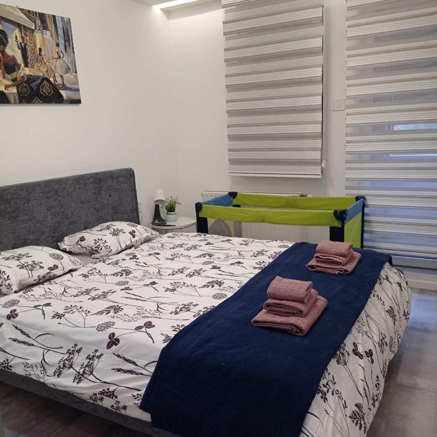 Chill Out Apartment Novi Sad Ngoại thất bức ảnh